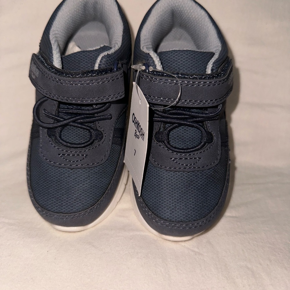 OshKosh B'gosh Blue Sneakers Modern Design